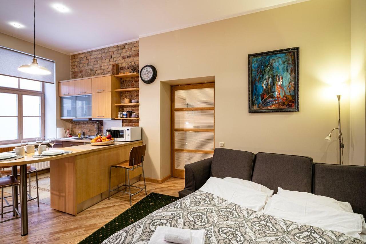 Kalnina Quiet Apartment In City Center Riga Luaran gambar