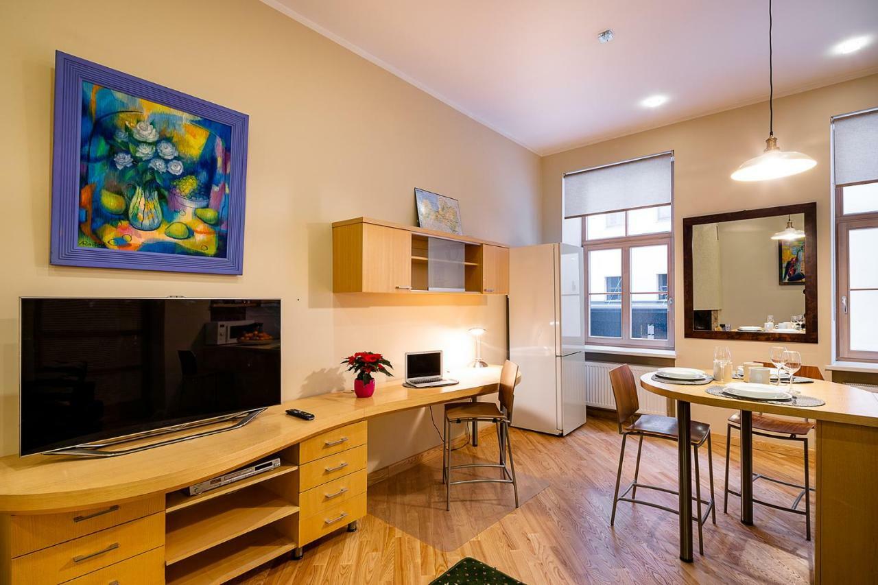 Kalnina Quiet Apartment In City Center Riga Luaran gambar