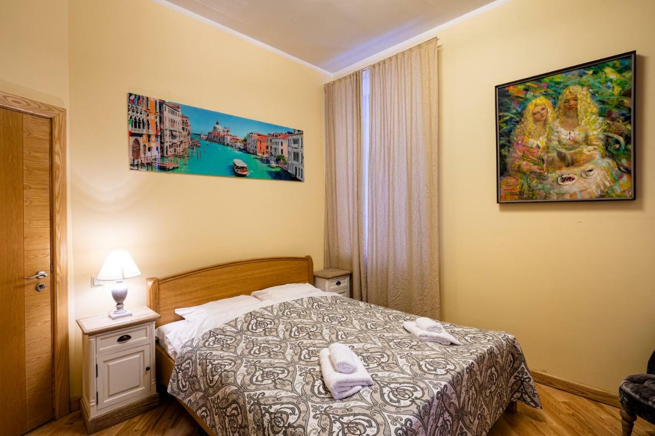Kalnina Quiet Apartment In City Center Riga Luaran gambar